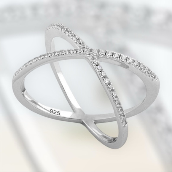 NWOT Solid Sterling Silver Overlapping X CZ Ring - Picture 16 of 16